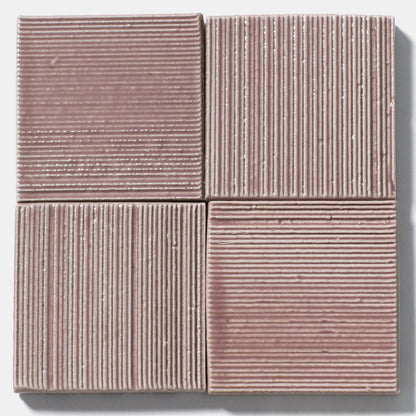 046