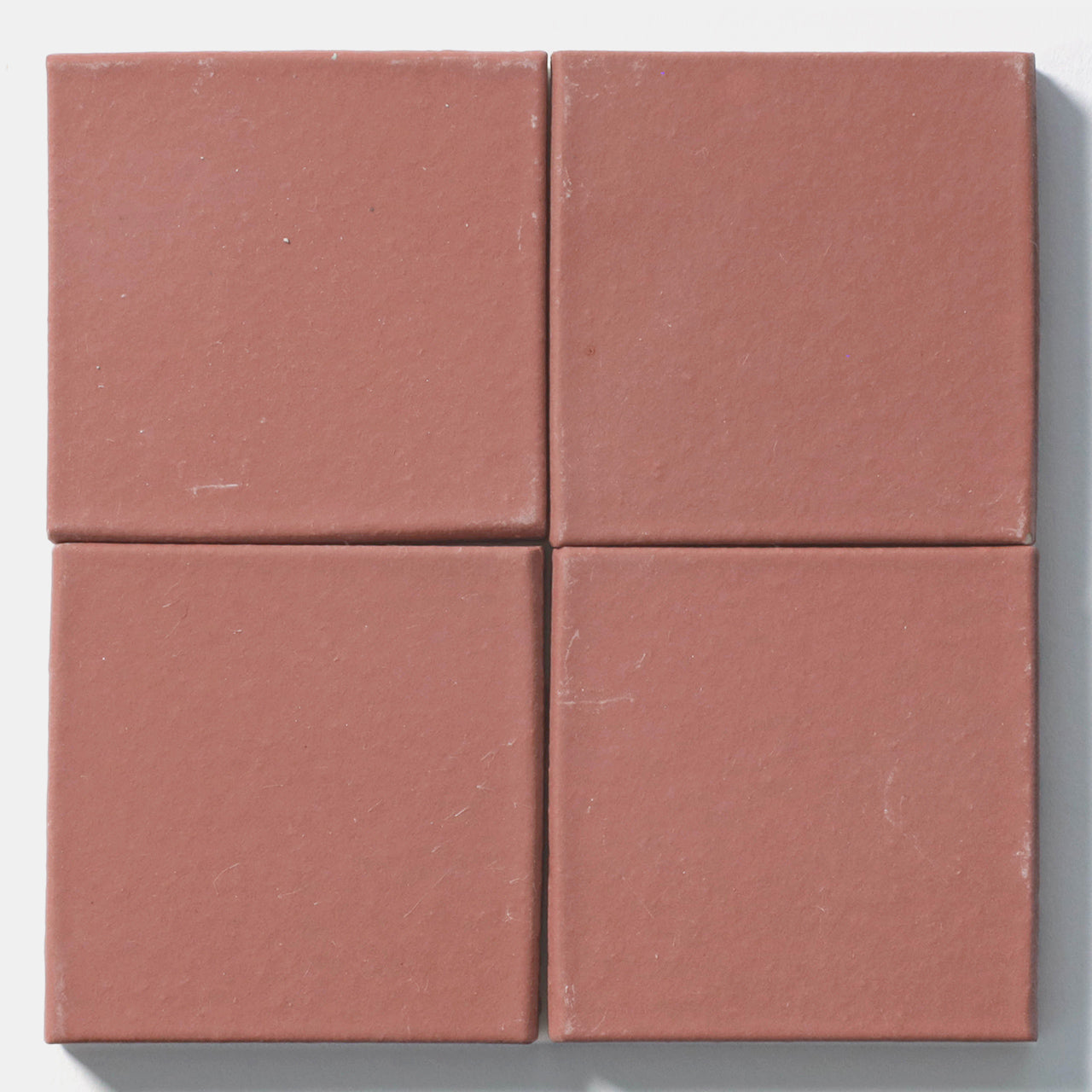 047
