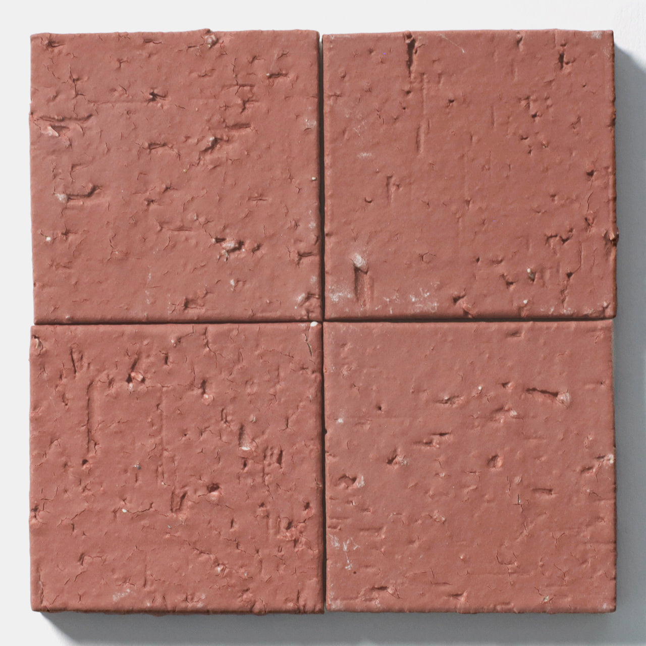 047