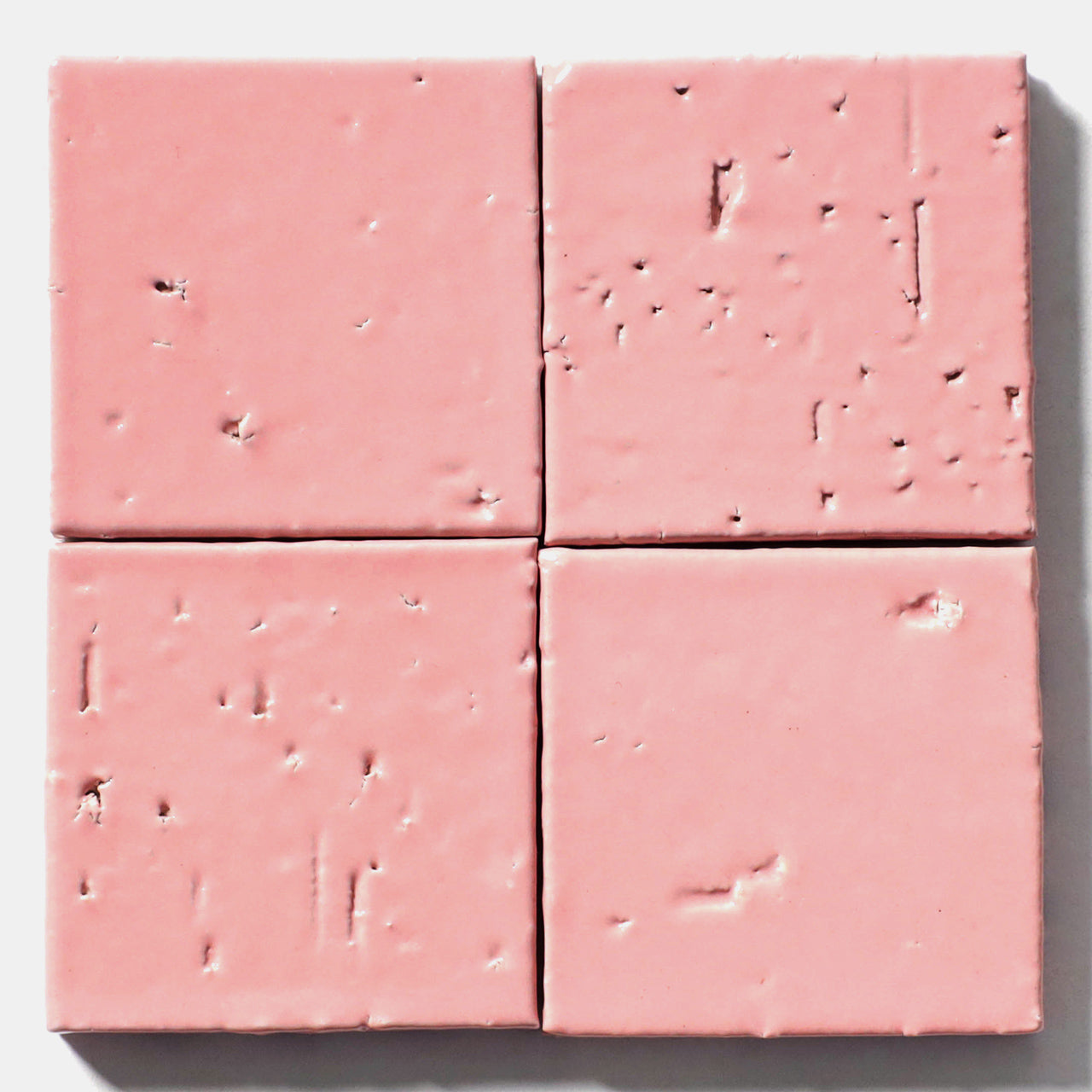 048