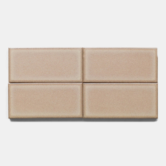 1022