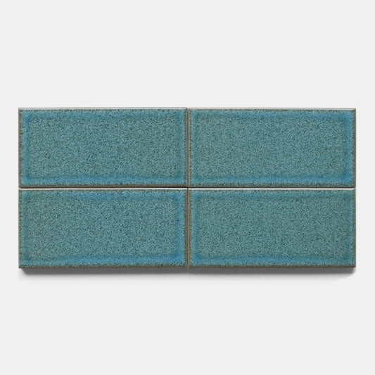 1077